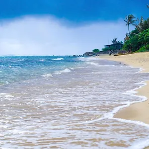Fantastic Location On The Golf Course Near The Kahuku